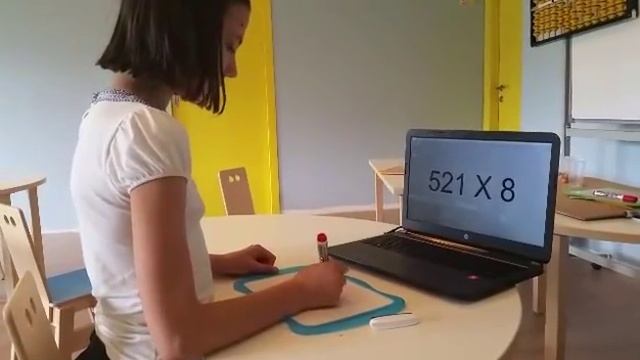 Динара Нафикова. Ментальное трехзначное умножение смотреть онлайн