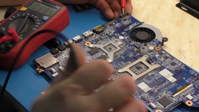 Проверка слота SD MicroSD