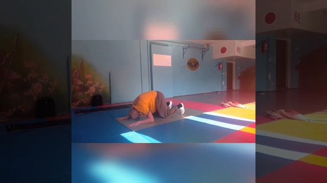 Виньяса "Волна". Техника выполнения смотреть онлайн