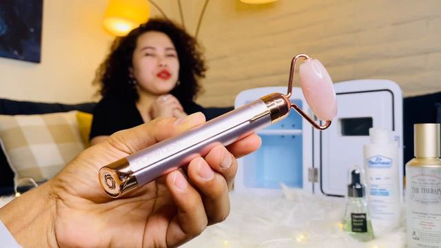 UNBOXING FRIGIDAIRE RETRO MINI FRIDGE | SKIN CARE FRIDGE | THE KIRKTHEL смотреть онлайн