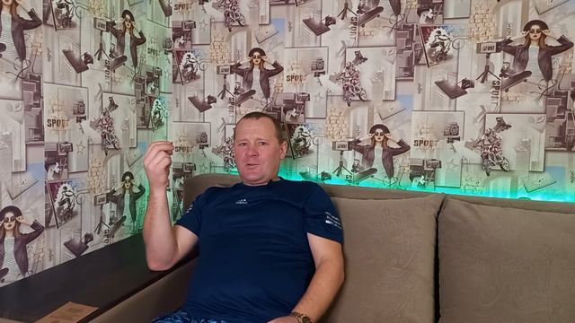 Москвич 407. Мой первый автомобиль и любовь к ретро автомобилям на всю жизнь. смотреть онлайн