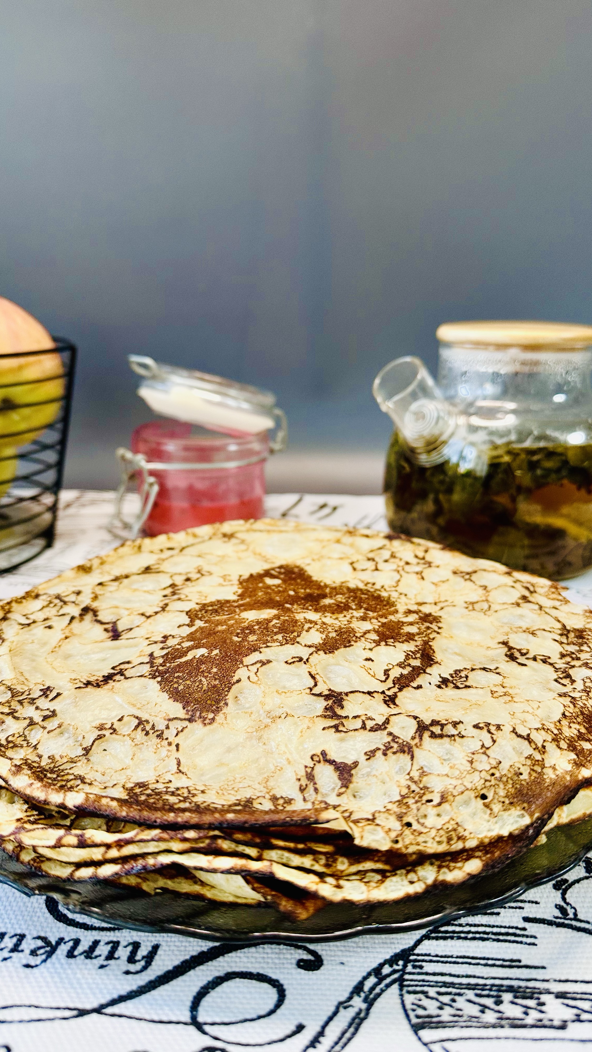 С масленицей! Тонкие блины без добавления масла!