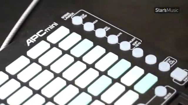 AKAI Apc 40 +Apc Key 25 +Apc Mini +Rythm Wolf +MPX16 - MusikMesse 2014 смотреть онлайн
