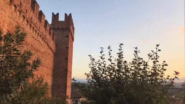 Gradara, Italy смотреть онлайн