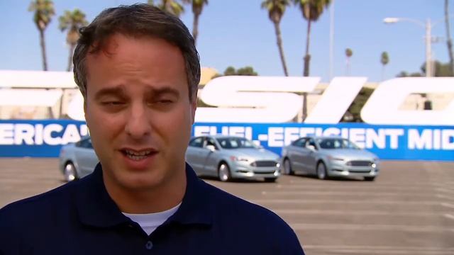 2013 Ford Fusion Hybrid and John Jraiche, Chief Program Manager смотреть онлайн