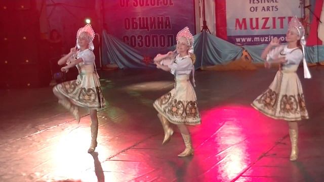 Русские народные танцы Russian folk dances смотреть онлайн