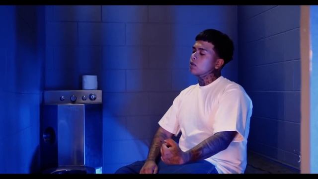 BravoTheBagchaser - Too Many Problems (OFFICIAL VIDEO) смотреть онлайн