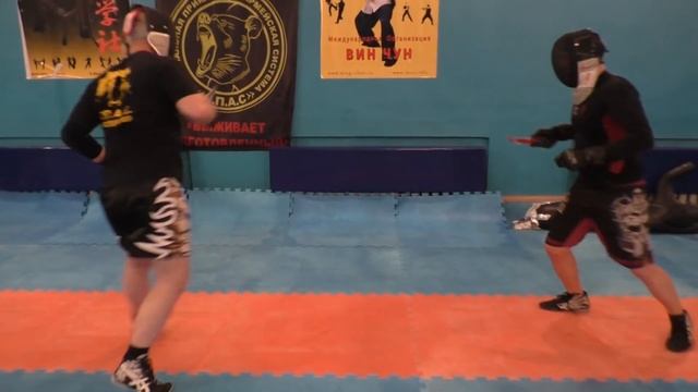 Спортивный электронный нож "С.П.А.С.": первое знакомство! (knife fighting) смотреть онлайн