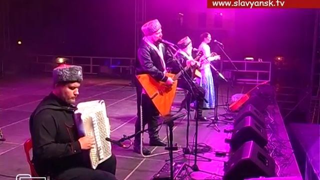 Каждому поколению славянцев – подарили свою музыку в день города и района смотреть онлайн