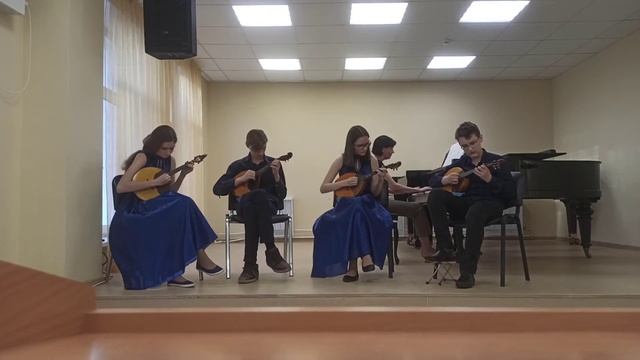Э. Градески Регтайм "Мороженое", исполняет ансамбль домристов "Рифеюшка" (МБУК ДО "ЕДШИ №9") смотреть онлайн