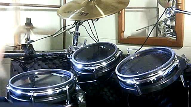 Ypsolopha helva-Alesis DM10 Pro drum kit смотреть онлайн