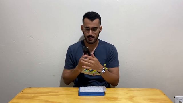 Mais uma taxa alta - iPhone 8 256GB e Smart Keyboard iPad Pro 2018 смотреть онлайн
