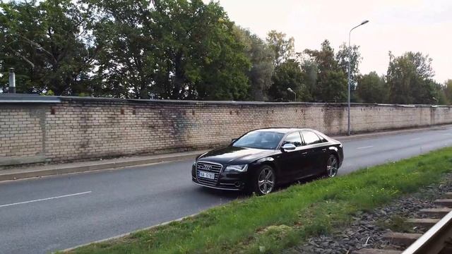 AUDI S8 D4 4.0TFSI