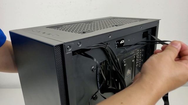 Gaming PC Build | Macube 110 Micro-ATX I Ryzen 5 5600X | RTX 3070 FE | Trident Z Royal | смотреть онлайн