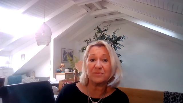 Frieden in Dir - Einladungs zum Friedenstag am 10.4.2022 mit Sabine Häring und Claudia Baginsky смотреть онлайн