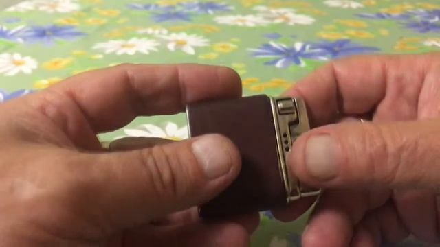 Old vintage ROWENTA petrol pocket lighter Старая бензиновая карманная зажигалка смотреть онлайн