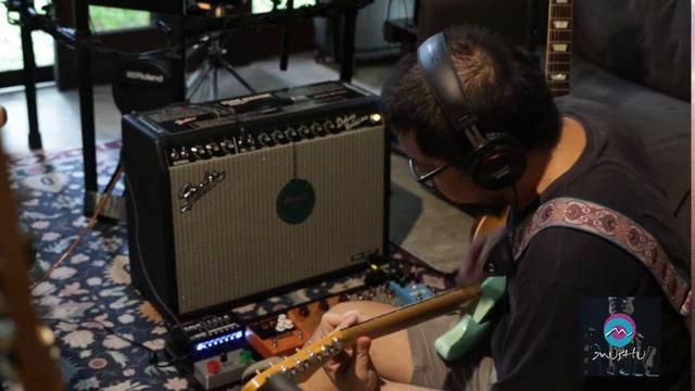 Fender Deluxe Reverb TONE MASTER смотреть онлайн