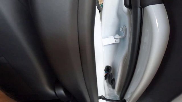 Model Y Deeper Dive - Lots of Good and One Bad - SR No longer Available?? смотреть онлайн