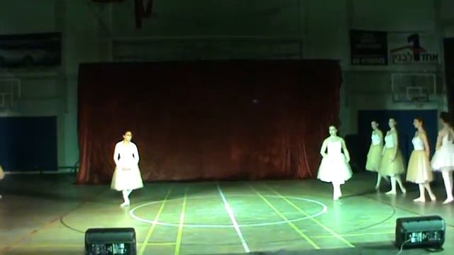Friends of Swanhilda from Coppelia Ballet смотреть онлайн