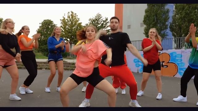 İsmail YK - Yala Dur (Yeni) смотреть онлайн