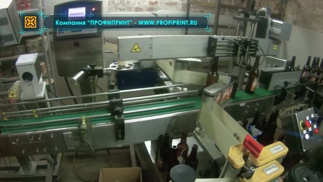 Нанесение переменной информации на стеклянную тару и самоклеящиеся этикетки лазерным маркировщиком смотреть онлайн