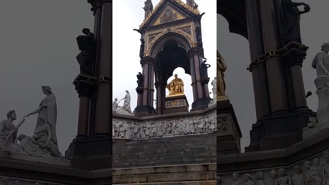 Памятник Альберту. смотреть онлайн