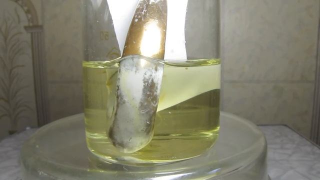 Gold, hydrochloric acid and nitric acid / Золото, соляная кислота и азотная кислота смотреть онлайн