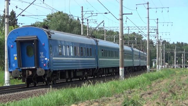 Электровоз ЧС7-084 с поездом №025 Москва-Минск смотреть онлайн