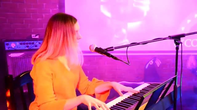 Нина Луговская. Преподаватель по фортепиано, эстрадному вокалу и сольфеджио. смотреть онлайн