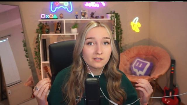 REACTION Hogwarts Legacy Official Gameplay Trailer - Gamescom 2022 - IT LOOKS SO GOOD! смотреть онлайн
