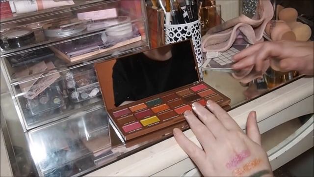 WATCH BEFORE YOU BUY | I HEART REVOLUTION PUMPKIN SPICE LATTE PALETTE WITH CLOSE UP SWATCHES смотреть онлайн