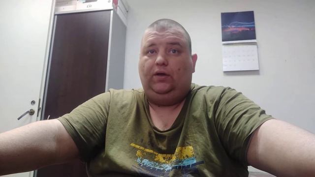 ОХРАННИК ПОЗДРАВЛЯЕТ ВСЕХ ДЕВУШЕК С 8 МАРТА))))) смотреть онлайн