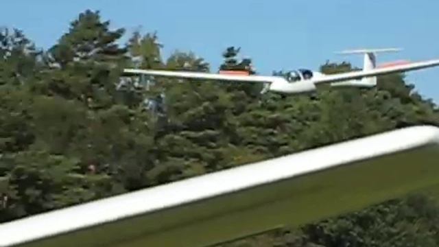 Chryseis landing in a Glider, Delmenhorst, Germany смотреть онлайн