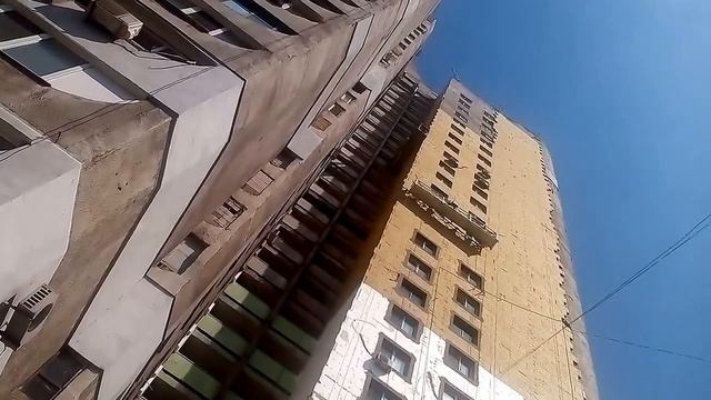 Днепр. Капитальный ремонт и утепление фасада жилого дома пр Героев 1 - Dnieper. Major overhaul смотреть онлайн