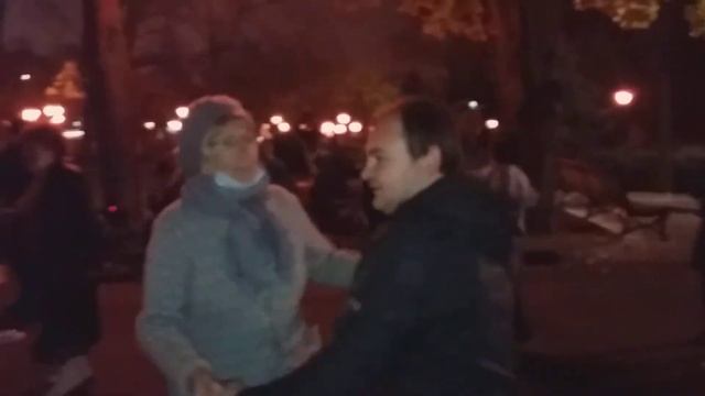 Харьков,танцы в саду шевченко,"Фантазёр" смотреть онлайн