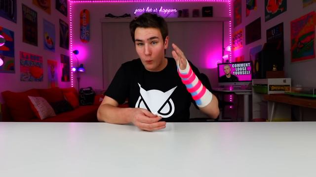 Do NOT Buy Apple Airpods смотреть онлайн