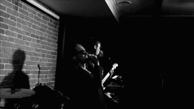 Personal Jesus .mov смотреть онлайн