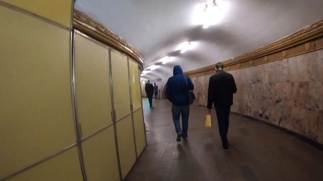 Пустая Москва! Пустое метро! Народ одумался! Как доехать до военкомата города Железнодорожный смотреть онлайн