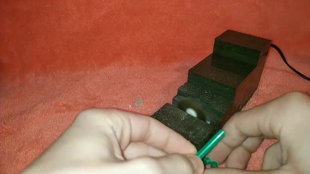 Дисковый отрезной станок из лего.РЕЖЕТ ВСЁ! смотреть онлайн