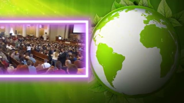 У СТЕН КРЕМЛЯ! БЕГИ