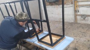 КРАСИВО И БЫСТРО из профильной трубы  барный стул лофт своими руками