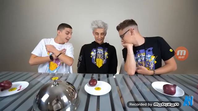 У ВЛАДА А4 МАЛЕНЬКИЙ смотреть онлайн
