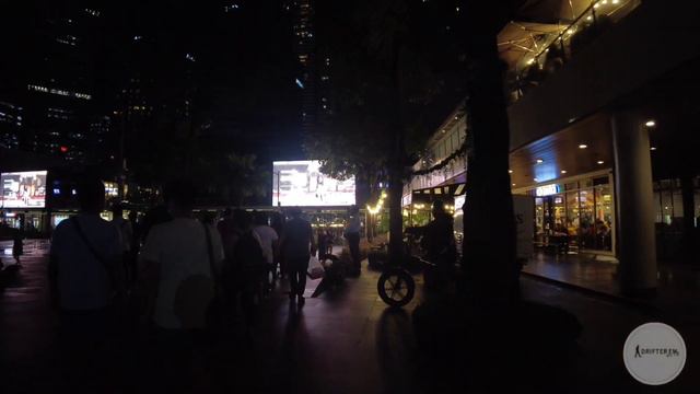 WALKING BONIFACIO GLOBAL CITY TAGUIG PHILIPPINES 2023 смотреть онлайн
