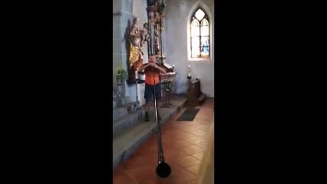 Zuerst wandern dann ein Kirchenkonzert Amazing Grace mit Alphorn