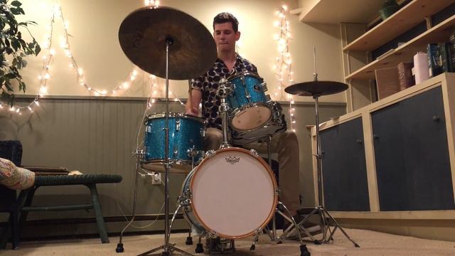 Sonor Martini Drum Kit - Sound Demo смотреть онлайн