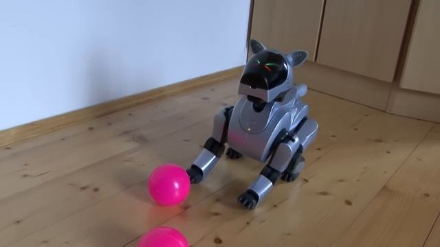 Sony AIBO ERS 210 смотреть онлайн