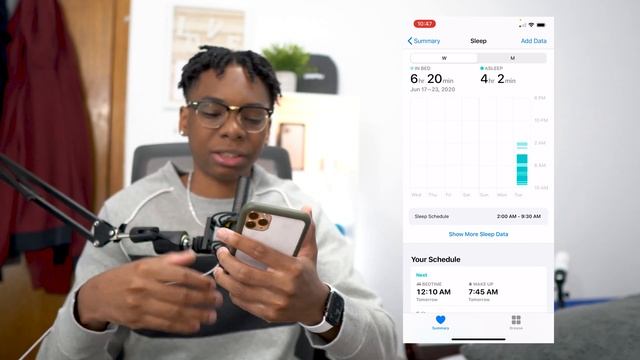 Sleeping With Apple Watch Sleep Tracking  (watchOS 7)