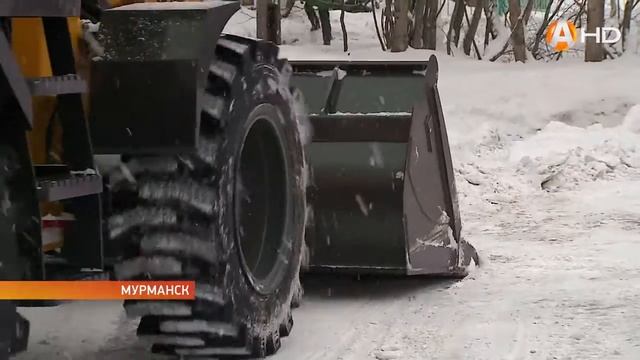 Профи во дворах - убрать снег и не нарваться на штраф за повреждённую машину смотреть онлайн