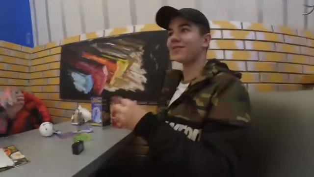 VLOG!!Новый Год 2018!!Как я отпраздновал!Покрасился в зелёный цвет!!! смотреть онлайн