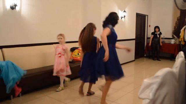 сюрприз куме на юбилей 35 лет танцы/DANCE RASSIA смотреть онлайн